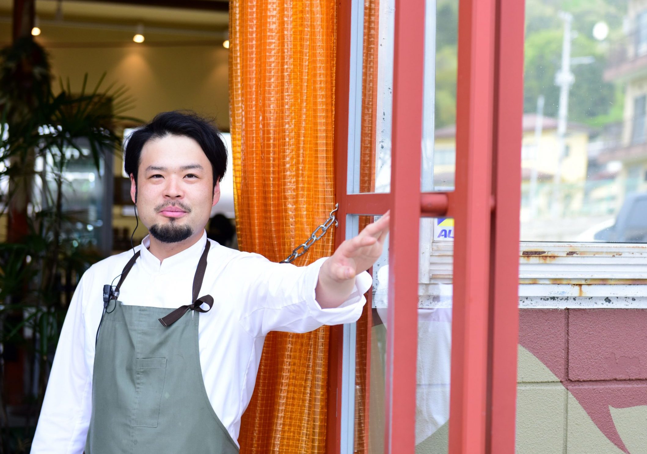 写真：橋谷田商店　シェフ　井上 幸司